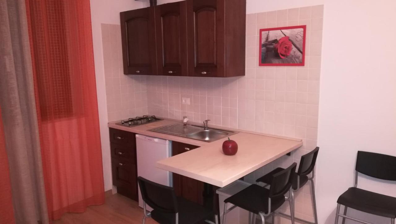 Eremo Del Dotto Aparthotel Алберобело Стая снимка